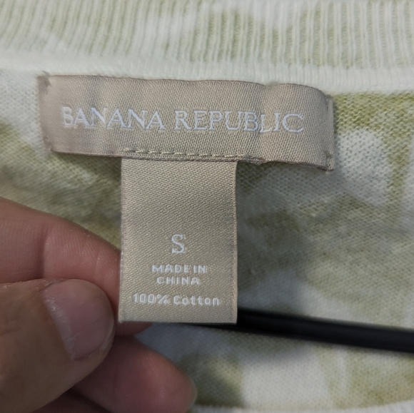 Banana Republic Women's 3/4 Length Sleeve Lightweight Green Floral Sweater Sz Sm - Picture 3 of 7